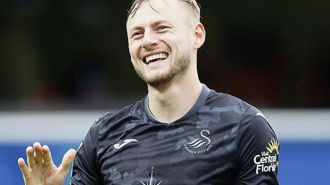 New Norwich City manager Liam Manning has openly expressed his interest in reuniting with free agent Harry Darling