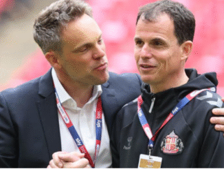 Sunderland head coach Regis Le Bris (R) and Sporting Director Kristjaan Speakman