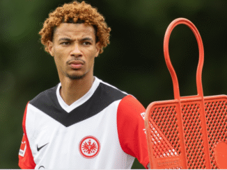 Hugo Ekitike -Newcastle target maintains professional focus amid transfer talks