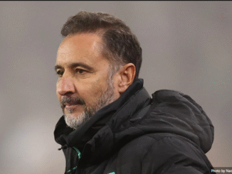 Wolves boss publicly pressures club for signings